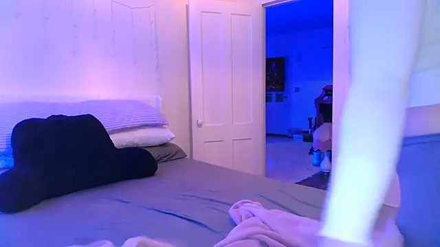 ashleyblaydex online show from February 2026 10:50:02 PM