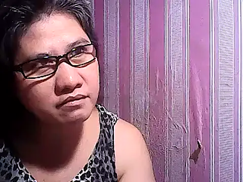 sweetsosie18 online show from March 2025 12:45:01 PM
