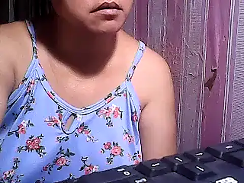 sweetsosie18 online show from March 2025 05:24:02 PM