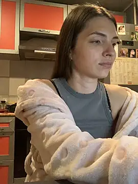 SeducingYoghourt online show from December 2024 04:21:01 PM