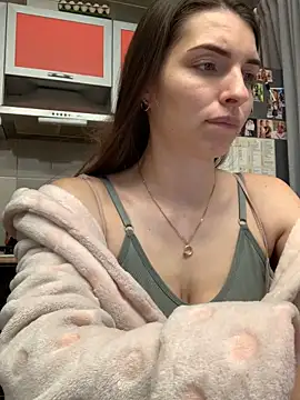 SeducingYoghourt online show from January 2025 01:47:01 PM