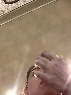 SeducingYoghourt online show from October 2025 03:24:02 PM