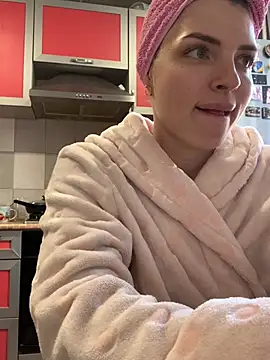 SeducingYoghourt online show from January 2026 01:15:02 PM