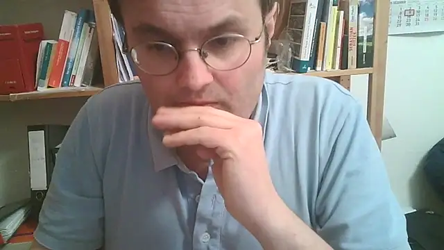 Snapshot of makau1 chatting on April 2026 09:16:02 PM makau1 online show from April 2026 09:16:02 PM