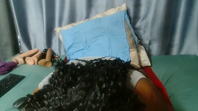 Snapshot of MatureBootyBabe4Uxx chatting on October 2025 01:29:01 PM MatureBootyBabe4Uxx online show from October 2025 01:29:01 PM