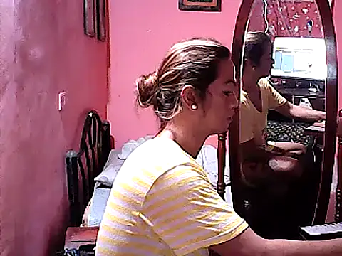 yummy 21xxx online show from February 2025 10:18:02 AM