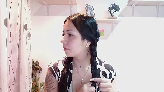 MadisonCambel online show from December 2024 11:00:01 PM