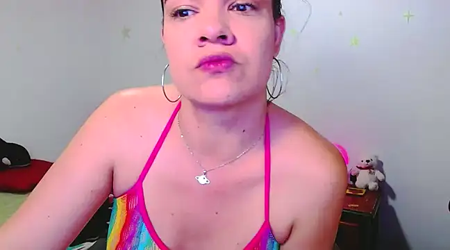 Snapshot of luchiana_hott21 chatting on January 2025 11:02:02 PM luchiana hott21 online show from January 2025 11:02:02 PM