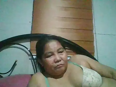 Snapshot of pinay_wild_mature chatting on November 2025 03:03:02 PM pinay wild mature online show from November 2025 03:03:02 PM
