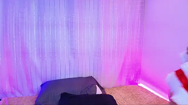 Snapshot of Samii_Evans chatting on December 2024 07:49:02 AM Samii Evans online show from December 2024 07:49:02 AM