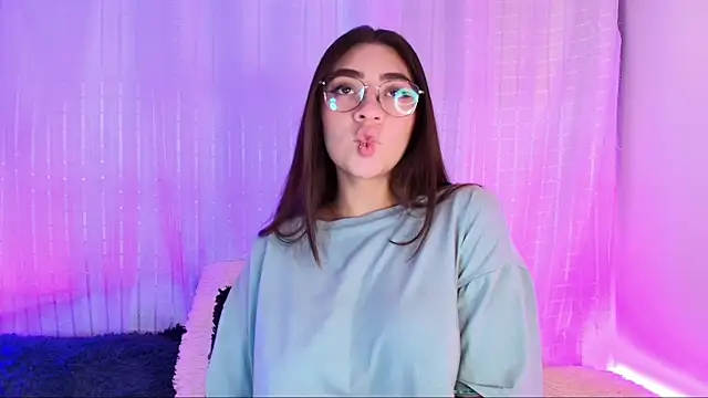 Snapshot of Samii_Evans chatting on February 2025 03:27:01 AM Samii Evans online show from February 2025 03:27:01 AM