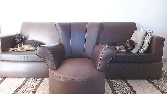 Linda1975 online show from March 2025 03:42:01 PM