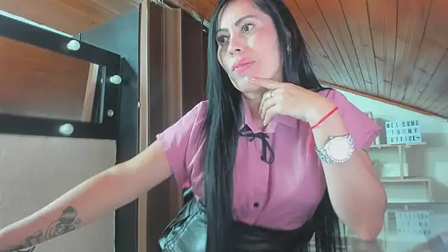 Tania mature online show from January 2025 10:30:02 PM