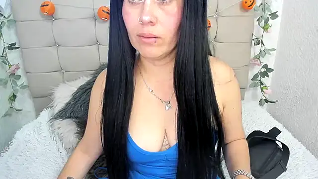 Tania mature online show from October 2025 05:57:02 PM