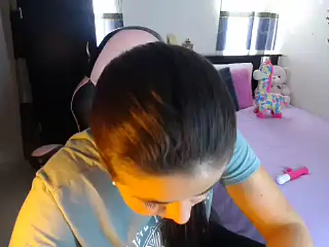 Snapshot of violeta_campbell chatting on February 2025 08:09:01 PM violeta campbell online show from February 2025 08:09:01 PM