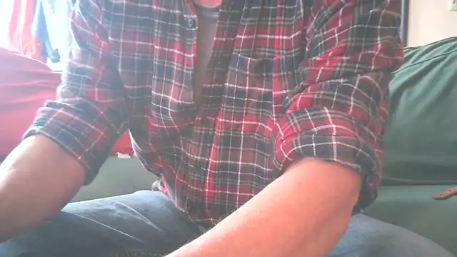 GorgeousMarketer online show from September 2025 02:08:01 PM