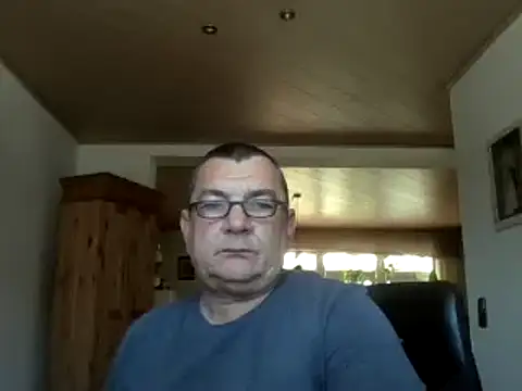 Snapshot of Nobbie444 chatting on May 2026 11:05:01 AM Nobbie444 online show from May 2026 11:05:01 AM
