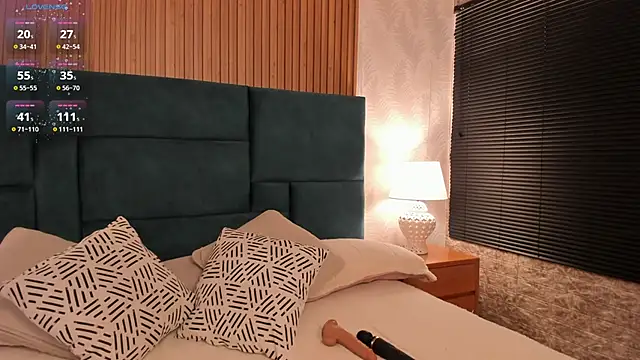 Kareena chopra online show from October 2025 12:16:02 PM