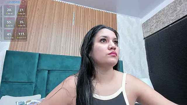 Kareena chopra online show from December 2025 12:47:02 PM