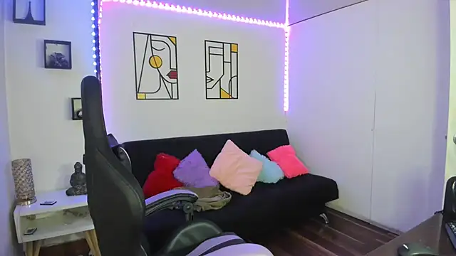 kay marie online show from January 2025 01:41:01 AM