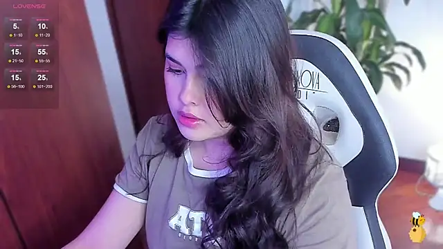 Alyaa s online show from January 2025 09:34:02 PM