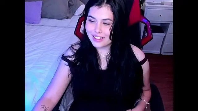 Alyaa s online show from February 2026 07:09:01 PM