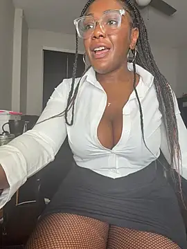 TilaTotti online show from April 2026 02:10:01 AM