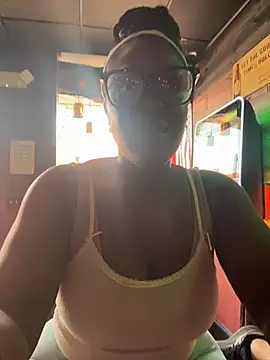 TilaTotti online show from July 2026 10:23:01 PM