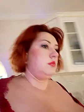 Snapshot of mom4you chatting on April 2026 09:14:01 AM mom4you online show from April 2026 09:14:01 AM