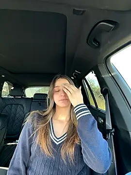 DoriDeluxe66 online show from December 2025 12:36:02 PM