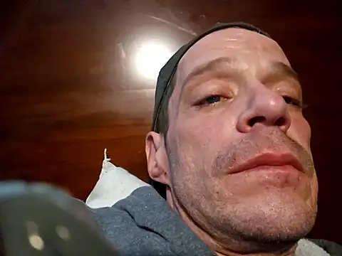 Snapshot of chosen923 chatting on October 2025 11:48:01 PM chosen923 online show from October 2025 11:48:01 PM