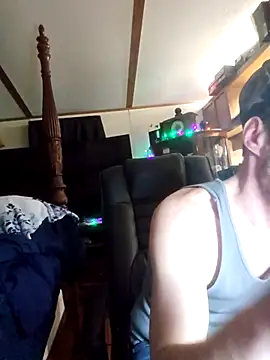 Snapshot of chosen923 chatting on November 2025 11:17:01 PM chosen923 online show from November 2025 11:17:01 PM