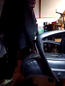 Snapshot of chosen923 chatting on December 2025 12:40:01 AM chosen923 online show from December 2025 12:40:01 AM