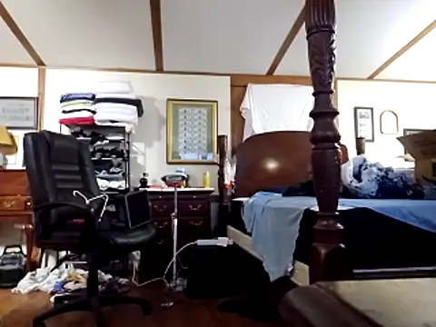 Snapshot of chosen923 chatting on December 2025 04:10:02 AM chosen923 online show from December 2025 04:10:02 AM