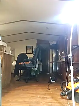 Snapshot of chosen923 chatting on February 2026 01:21:01 AM chosen923 online show from February 2026 01:21:01 AM