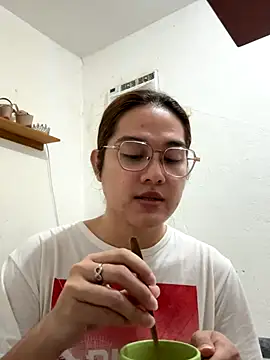 MarieLoveGlamorous online show from September 2025 12:54:01 PM