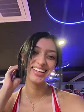 Snapshot of kendall_ruiz chatting on October 2025 06:20:01 PM kendall ruiz online show from October 2025 06:20:01 PM