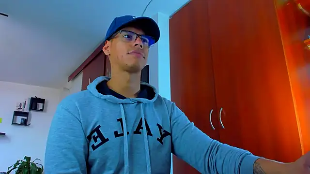 Snapshot of _John_Boy_ chatting on December 2024 06:42:02 PM John Boy online show from December 2024 06:42:02 PM