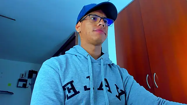 Snapshot of _John_Boy_ chatting on December 2024 12:54:01 AM John Boy online show from December 2024 12:54:01 AM