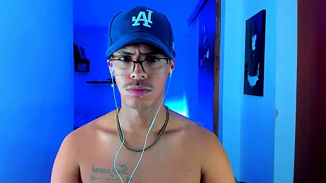 Snapshot of _John_Boy_ chatting on February 2025 12:43:01 AM John Boy online show from February 2025 12:43:01 AM