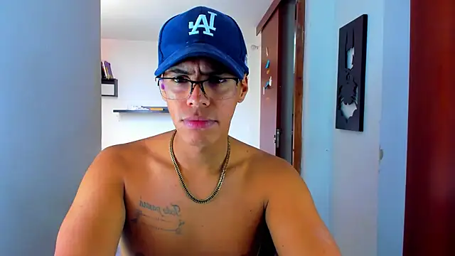 Snapshot of _John_Boy_ chatting on March 2025 04:11:01 PM John Boy online show from March 2025 04:11:01 PM