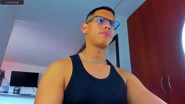 Snapshot of _John_Boy_ chatting on October 2025 07:04:02 PM John Boy online show from October 2025 07:04:02 PM