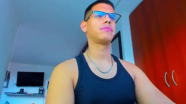 Snapshot of _John_Boy_ chatting on December 2025 09:24:02 PM John Boy online show from December 2025 09:24:02 PM