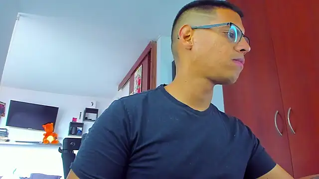 Snapshot of _John_Boy_ chatting on January 2026 01:04:02 PM John Boy online show from January 2026 01:04:02 PM