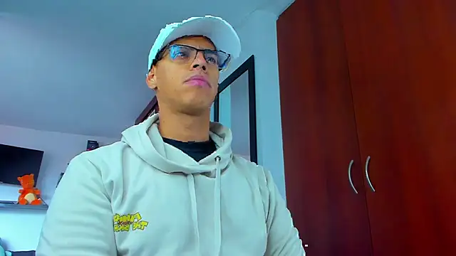 Snapshot of _John_Boy_ chatting on January 2026 01:13:02 PM John Boy online show from January 2026 01:13:02 PM