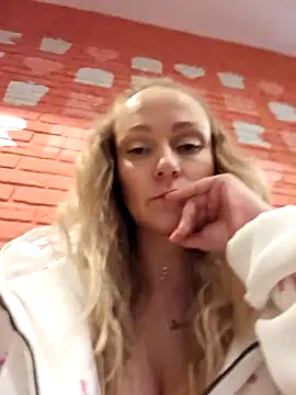 Bondgirl 013 online show from December 2025 02:57:02 PM