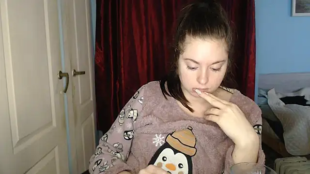 ryhhnnagold99 online show from November 2025 12:38:01 PM