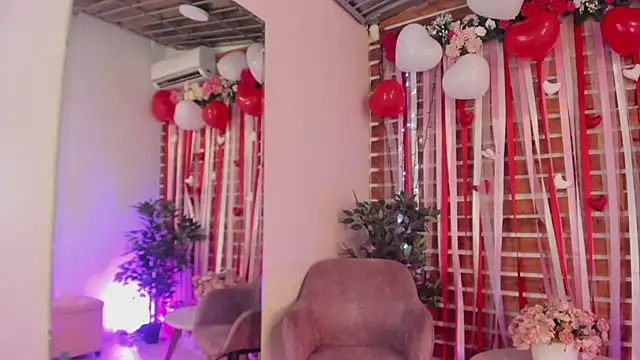 Snapshot of _MeganRain chatting on February 2026 07:01:01 AM MeganRain online show from February 2026 07:01:01 AM