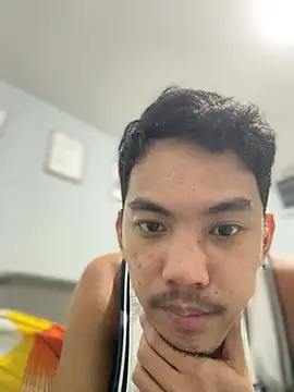 Snapshot of BoYofTheWorld_21 chatting on March 2026 06:14:02 PM BoYofTheWorld 21 online show from March 2026 06:14:02 PM