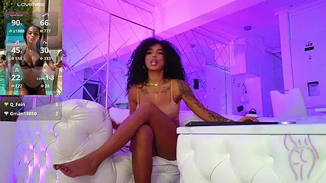 KimiBrown online show from November 2025 11:03:01 AM